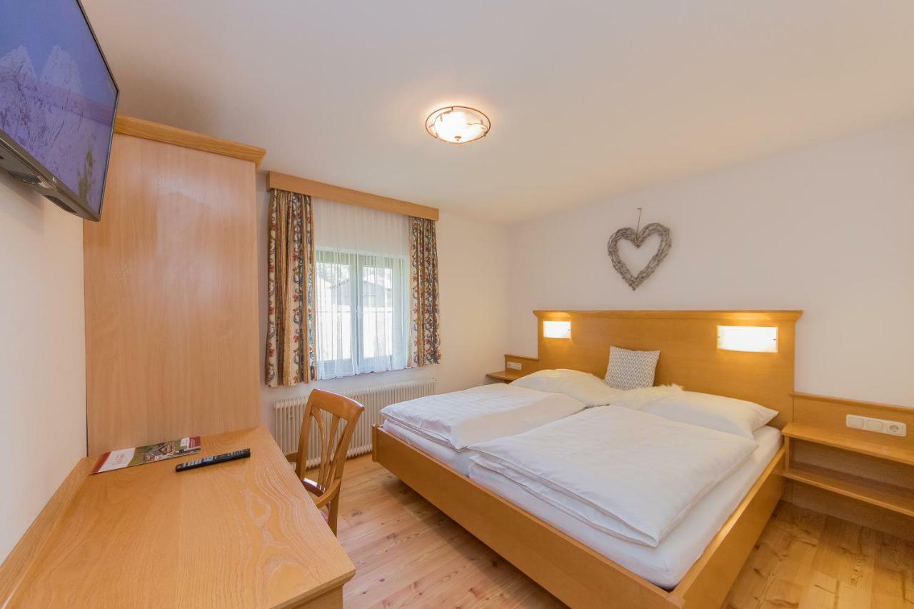 Bio-Bauernhof Hatzbauer Maria Alm am Steinernen Meer Exterior foto